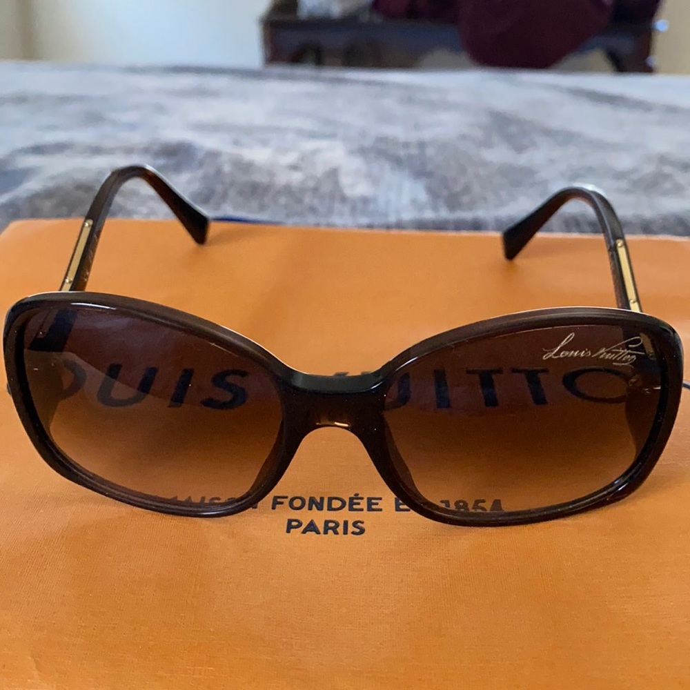 LV GINA SUNGLASSES